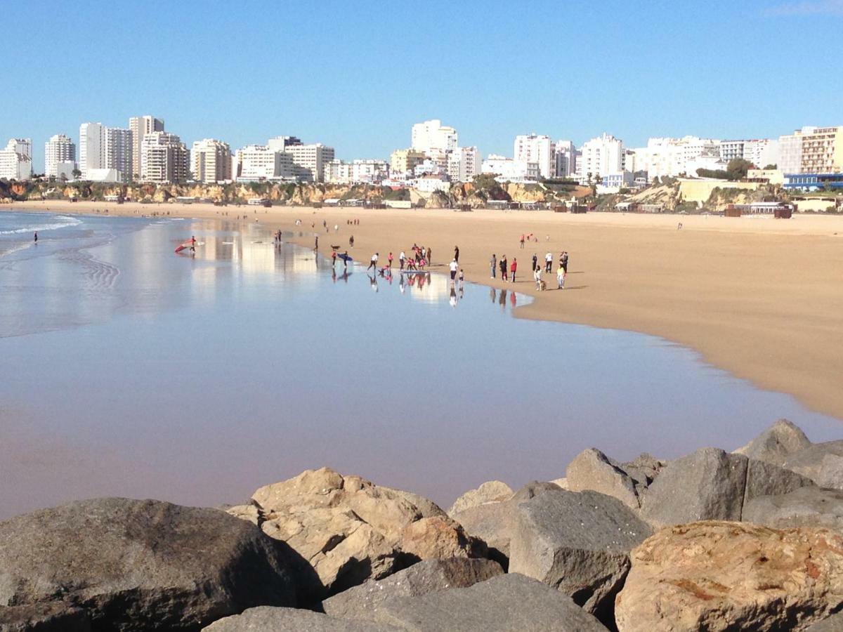 Beach & Sea Apt, Fast Wifi, Airco, Private Parking And Pool Portimao Exterior photo